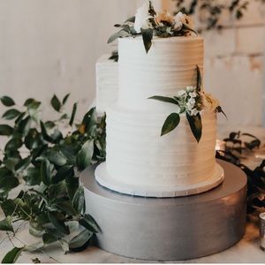 Silver Wooden Cake Stand